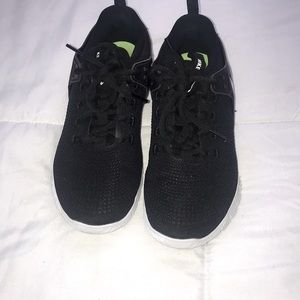 Women Nike hydro boost volleyball shoes